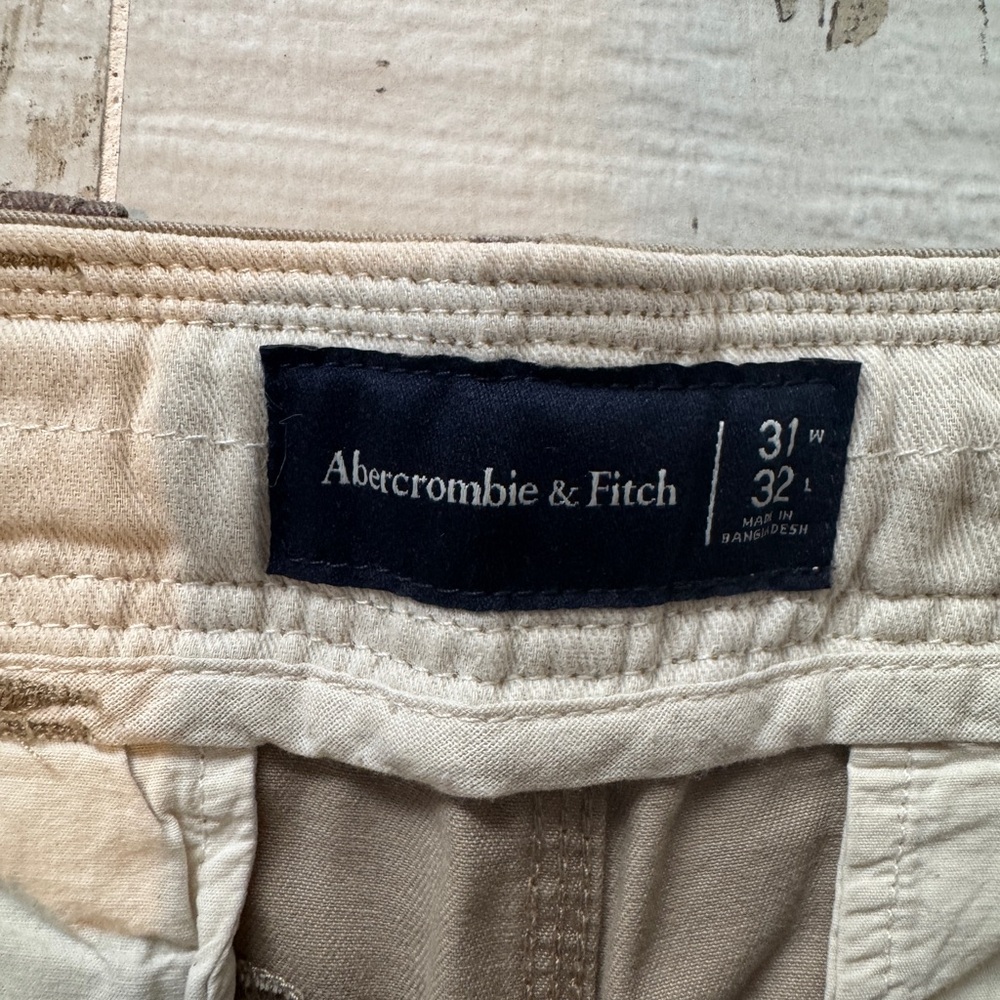 Men's Camouflage Cargo Pants - Picture 3 of 4